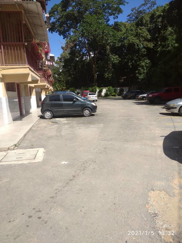 Imagen 11 de 14 de Apto En Venta Av Bertoreli Cisneros, Residencia Tiuna