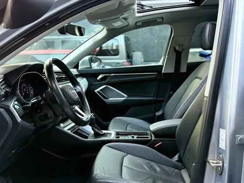 Audi Q3 Select 2020