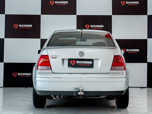 Volkswagen Bora 2.0 Mi 8v Gasolina 4p Manual