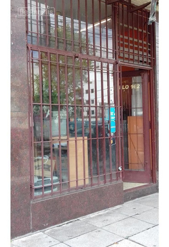 Imagen 3 de 3 de Local - Moron