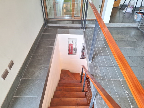Casa En Arriendo De 4 Dorm. En Lo Barnechea
