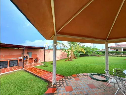 Los Tucanes, Sector Tipuro.