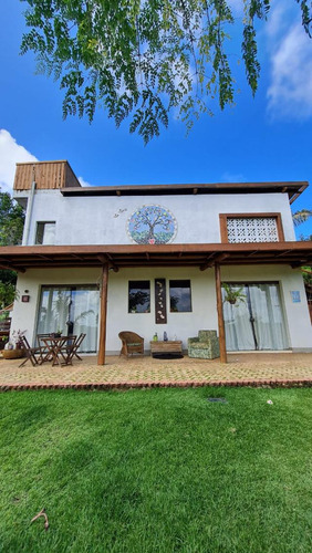 Casa De Praia - Lagoa Do Aruá (praia Do Forte)