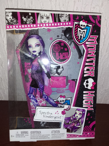 Monster High Picture Day Spectra Vondergeist