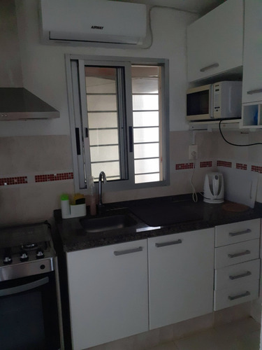 Moderno Apartamento Frente Al Mar. Atlántida.