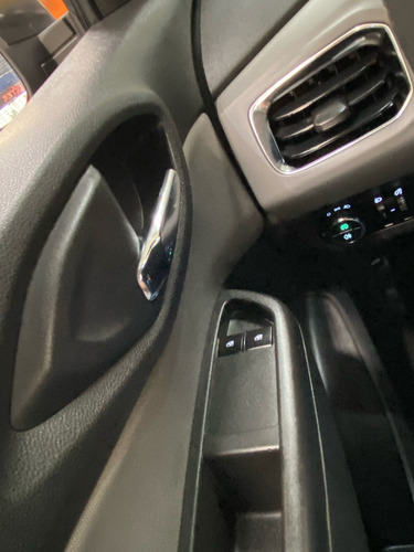 Chevrolet Onix 1.0 MPFI LT 8V