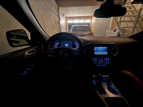 Jeep Grand Cherokee 3.6 Limited Lujo 4x2 Mt