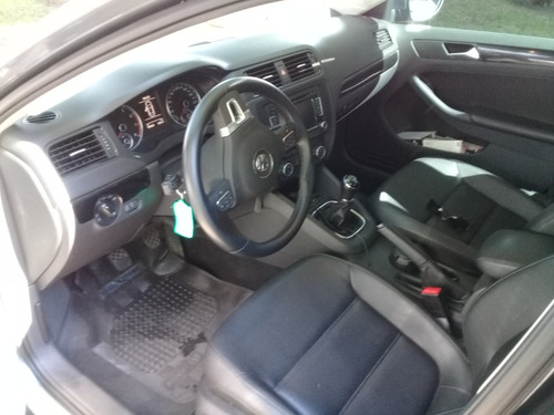 Vw Vento 2.5 Luxury 170 Cv Mt (11)