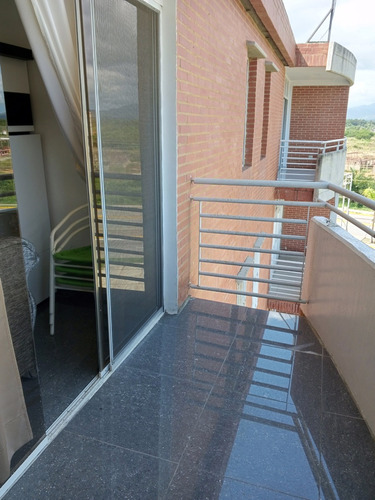 Bello Y Confortable Apartamento Amoblado Res. Monte Mares Higuerote