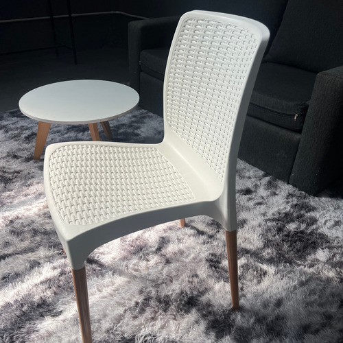 Pack X2 Silla Reforzada India Ratan Plastico Patas Madera Blanco