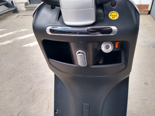 Imagen 9 de 16 de Scooter Yadea G-5 Electrico 0km