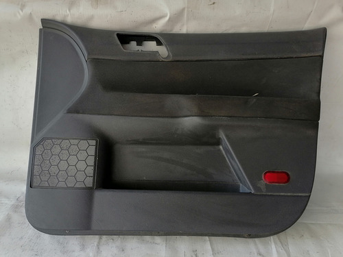 Moldura Tapa Puerta Delantera Derecha Vw Polo Sedan 03-07 