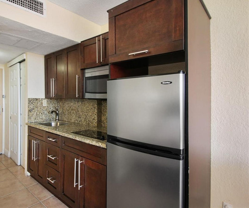 Departamento Monoambiente En Venta - 39mts2 - Sunny Isles, Florida