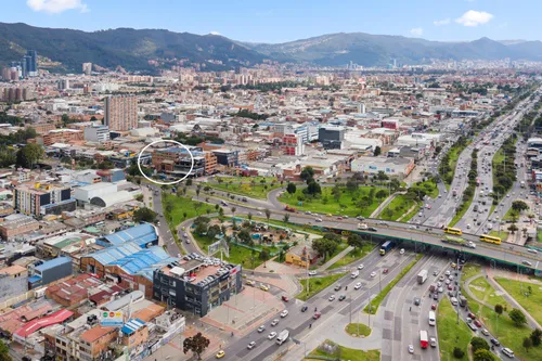 Edificio En Venta En El Toberín. Cod V51400