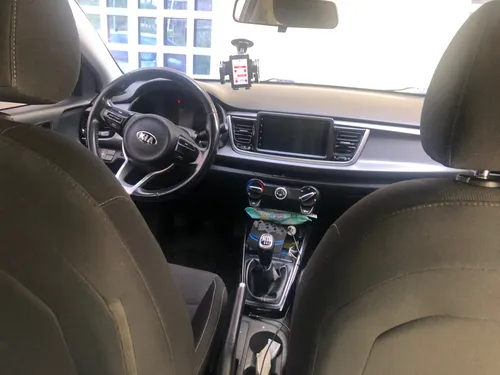 Kia Río Sedan Modelo 2019 Cámara Y Sensor De Reversa Soat Y