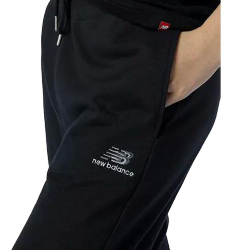 Imagen 2 de 5 de Pantalon Jogging New Balance Essentials Sweatp Negro Mujer