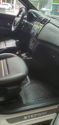 Imagen 9 de 15 de Renault Sandero Stepway Zen 1.6 Permuto Financio Entrega L