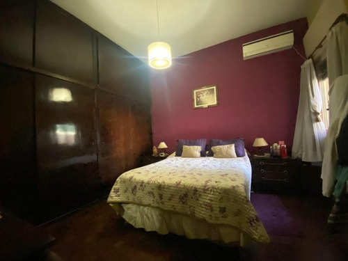 Imagen 9 de 13 de Chalet En Venta Cond En Castelar Sur