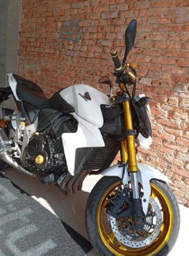 Imagem 6 de 15 de Honda Cb 1000r 2011 / 2012 ** Conservada **