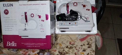 Máquina De Costura Singer 6 Pontos Linda Pro Seu Trabalho.