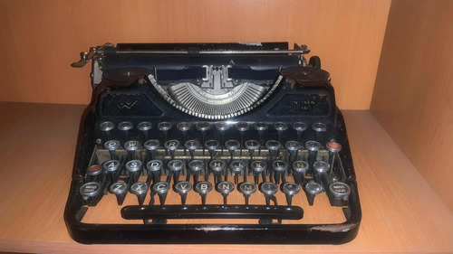 Máquina De Escribir Continental