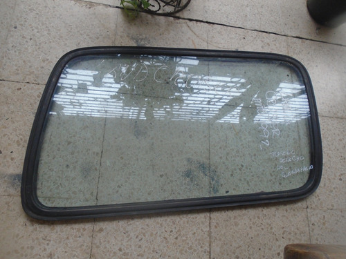 Imagen 1 de 2 de Vendo Vidrio Trasero Derecho De Toyota Land Crusier, 1992