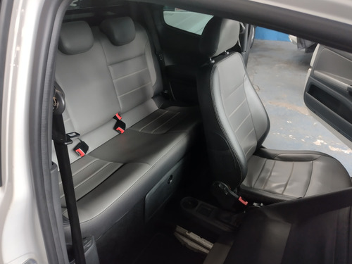 Volkswagen Saveiro 1.6 16v Cross Cab. Dupla Total Flex 2p