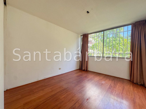 3 Dormitorios-metro Los Dominicos-las Condes-primer Piso