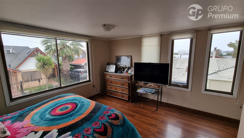 Casa En Venta De 4 Dorm En Parque Lantaño, Chillán