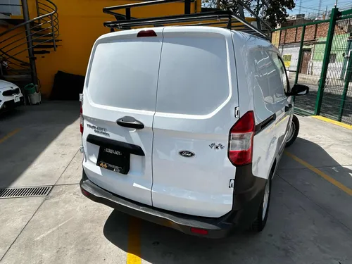 Ford Transit Courier 1.0 L3 2pl Courier