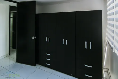 Apartamento En Venta En Senderos De La 80 Calasanz. Cod V13110