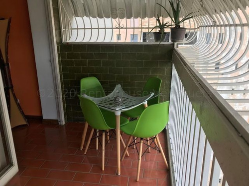 Imagen 8 de 14 de Santa Paula, Se Vende Apartamento. Cod. 21-1038