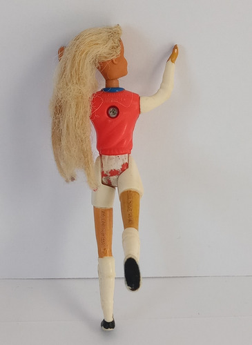 Muñeca Barbie Jugadora De Fútbol Miniatura (Usado)