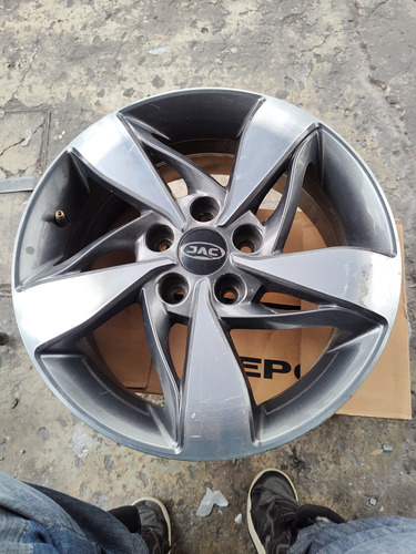 Rin De Aluminio R16 Jac Sei 3 Detalles En Brazos Dic16