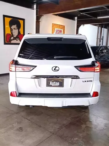 Lexus LX 5.7 570