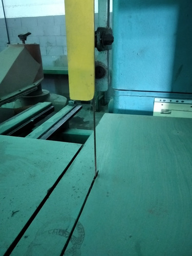 Imagen 4 de 6 de Maquina Sierra Cinta Para Cortes