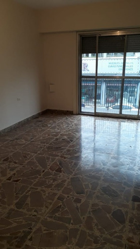 Imagen 11 de 28 de Departamento Tipo Casa En Alquiler En Lanus Este