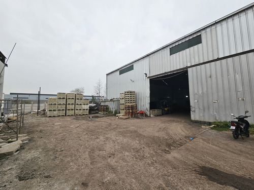 (bod) Arriendo De Bodega De 1250 M2 En Quilicura