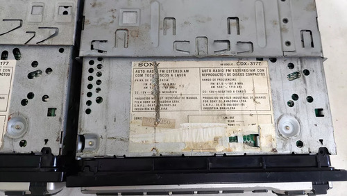 Sony Cdx-3177 Toca Cd Usado Lote 2 Peças Barato No Estado (Usado)