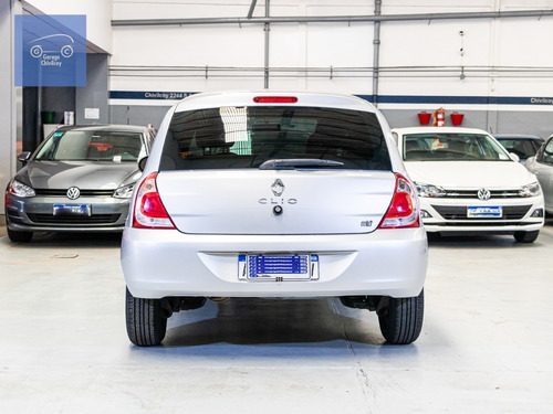 Imagen 10 de 18 de Renault Clio Mio Confort 1.2 5ptas 2016