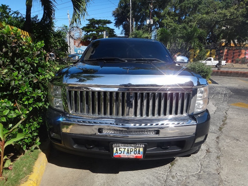 Imagen 2 de 13 de Chevrolet Silverado Lt Automatica 4x4
