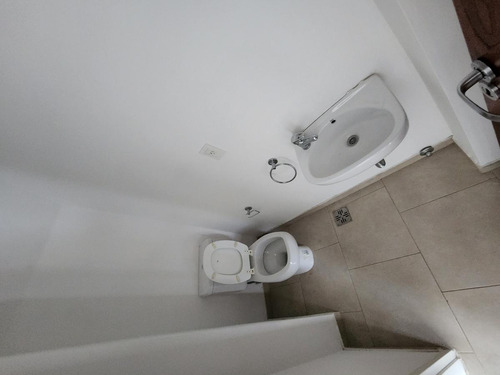 Venta Departamento 2 Dormitorios Duplex Pasillo Patio Exclusivo Dos Baños Arroyito Rosario