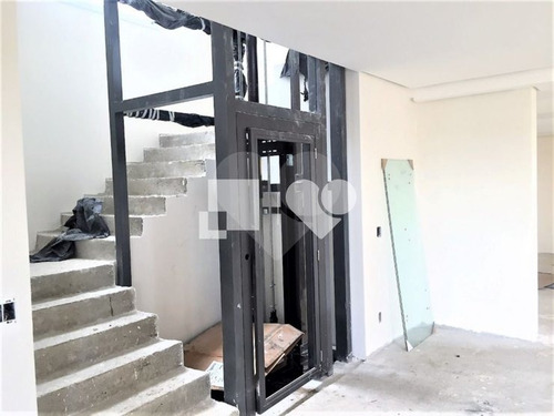 Residência De Alto Padrão Com 4 Suites No Ponta Da - 28-im421015