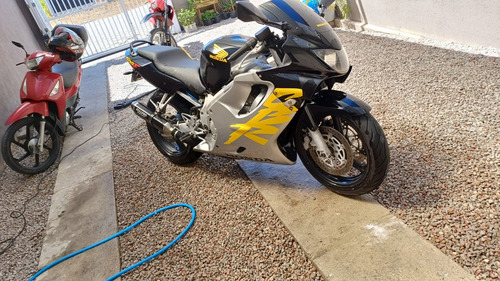 Cbr 600 F4