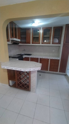 Apartamento Res. Trébol Base Aragua Maracay Fm*