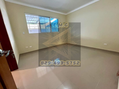 Hermoso Y Elegante Apartamento En Pontezuela Con Ptio Y Terr
