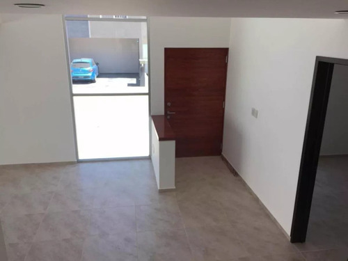Imagen 6 de 14 de Se Vende Preciosa Residencia En Zibatá, 4 Recamaras, Una En