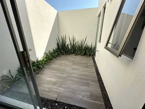Casa En Venta En Tres Marias Morelia