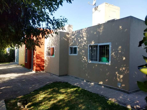 Casa En Venta En Los Puentes