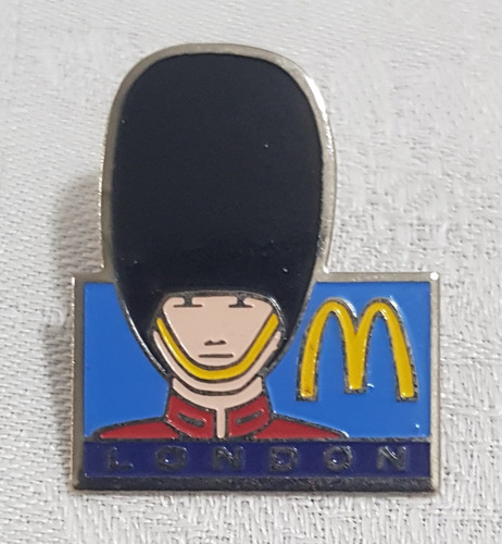 Pin Mc Donalds Ciudades Del Mundo Londres Bertrand G13